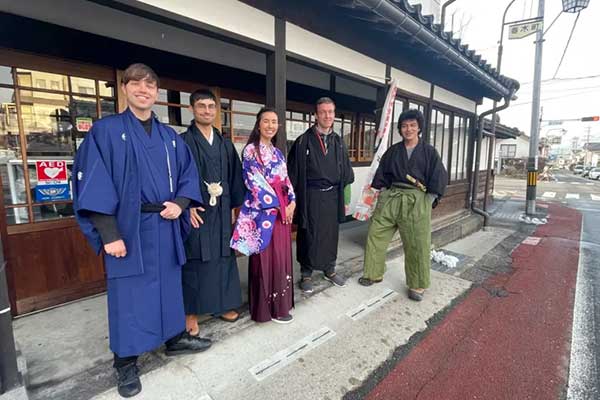 Explore Suzaka’s Historic Warehouse District: 1-Day Cultural Walk with Kimono, Miso & Local Cuisine