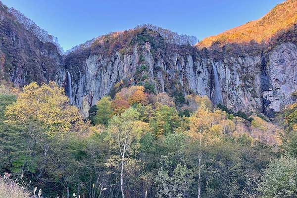米子大瀑布　紅葉情報