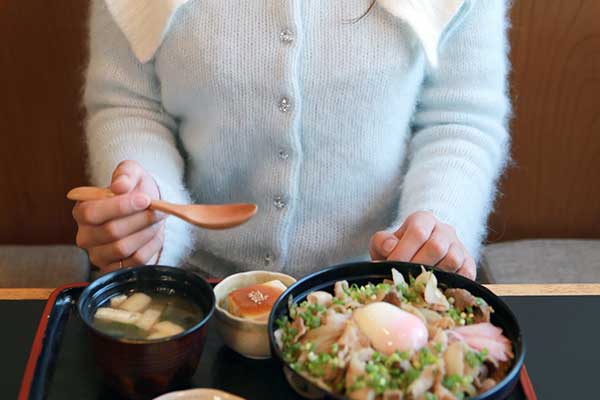 (26)松葉屋みそすき丼